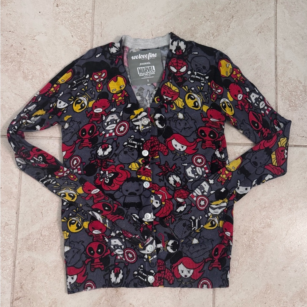 We love fine Marvel cardigan sweater button down Size small